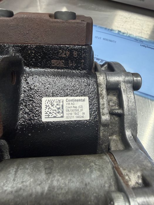 Рециклирана горивна помпа високо налягане VDO 03L130755 – 1.6 TDI / CAY