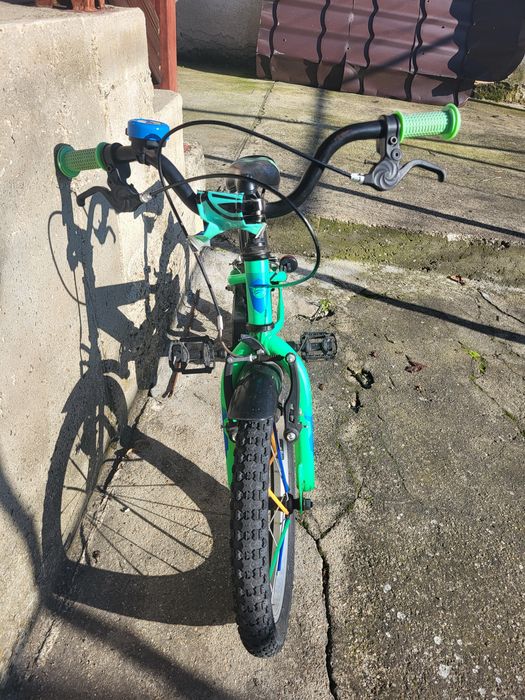 Продавам  джип,мотор,велосипеди и бебешка количка