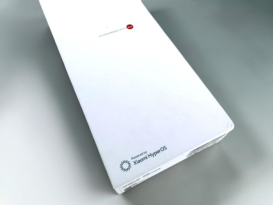 НОВ! Xiaomi 17 12RAM 256SSD White 2г. Гаранция!