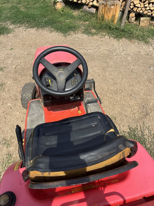 Tractoraș gazon 16 cai