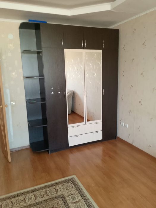 Продам шкаф 3-х дверный