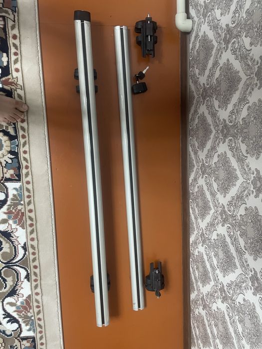 Рейлингтің Thule, Menabo, Amos, Turtle, Lux, Yakima