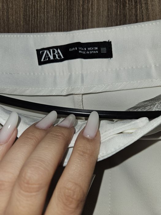 Pantalon elegant Zara