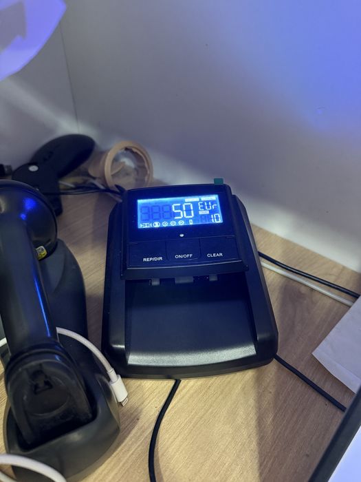 Детектор за банкноти / евро