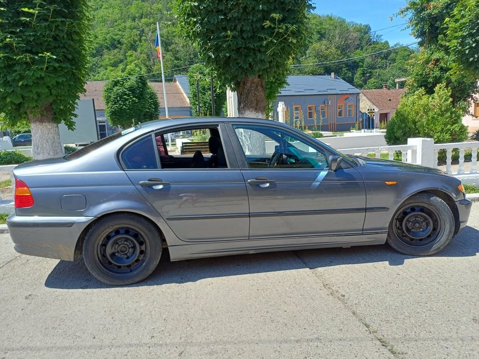 Vând BMW e46.318.motor 1.9. Benzină.1500€ Ușor negociabil