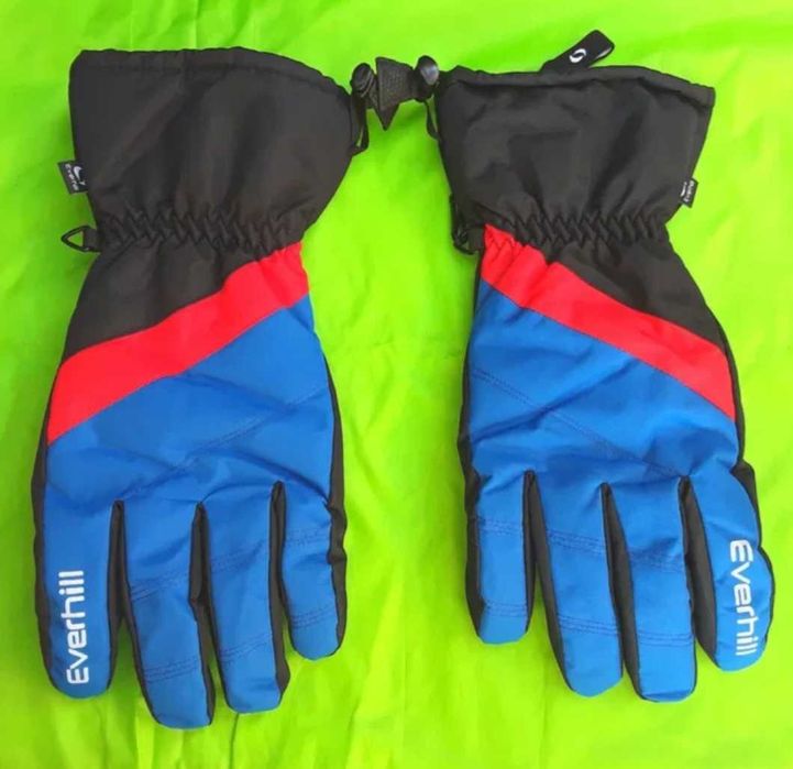 Set Cagula si manusi pentru sporturi iarna, scuter, bicicleta NOI