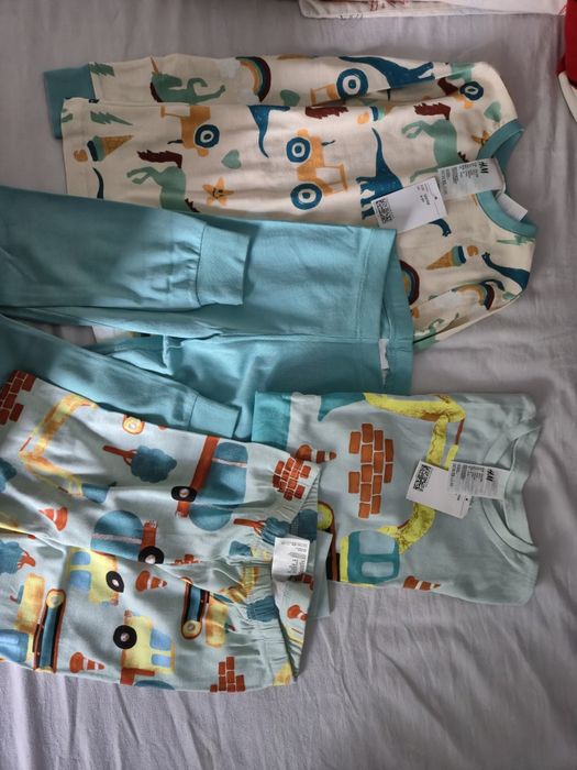 Lot pijamale si pantaloni copii