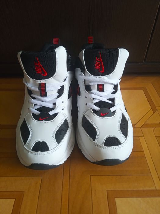 Летние кроссовки