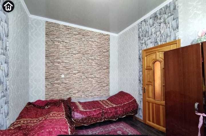 Srochna Uchastok Sotiladi eski Vengerskiy maxalla