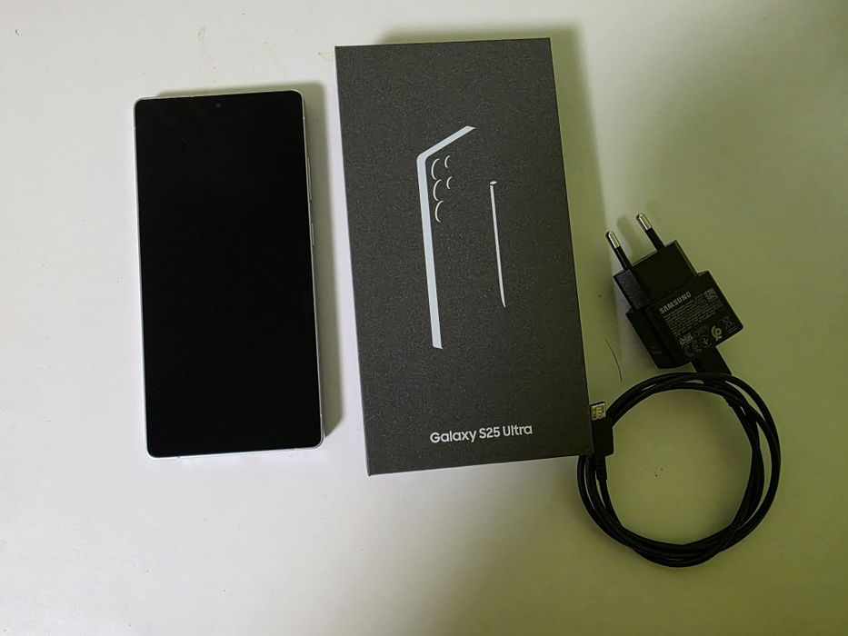 Samsung Galaxy S25 ULTRA 256GB 12gb ram