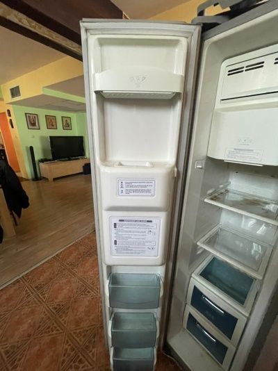 Продавам хладилник