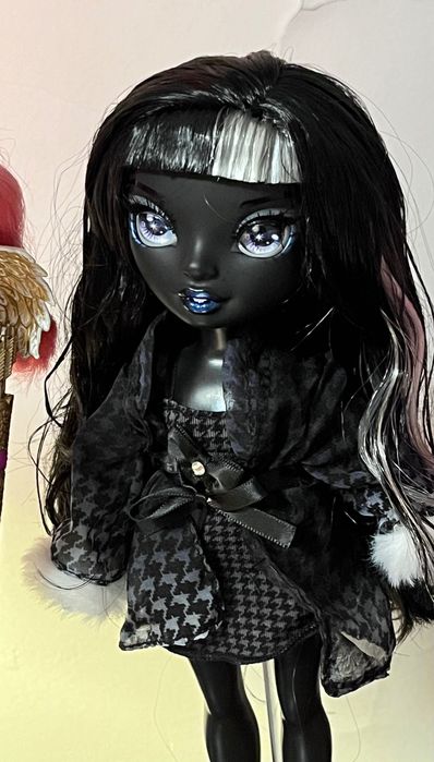 Rainbow high Shadow high  кукла Шанель Оникс