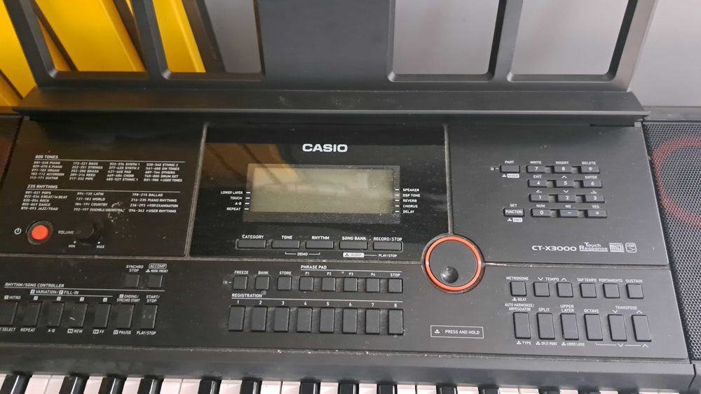 Синтезатор Casio CT X3000