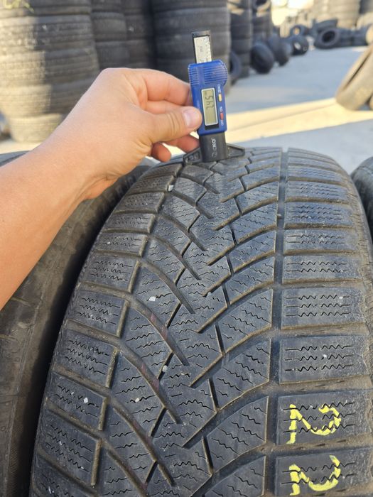 Anvelope de iarna 225-50r17 Semperit