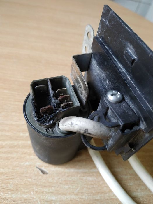 Стиральная машина Indesit б/у