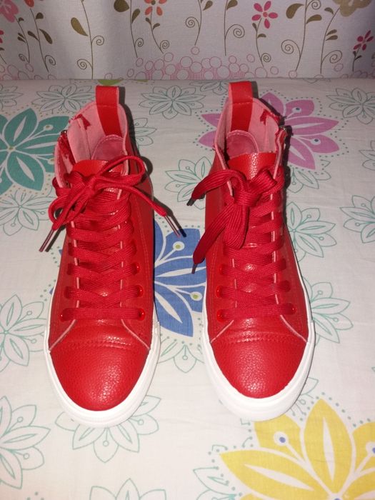 Кеды кожанные 25 000