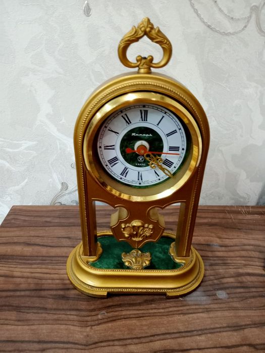 Продам настольные часы СССР