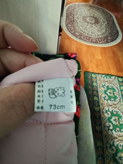 Продам детские вещи .