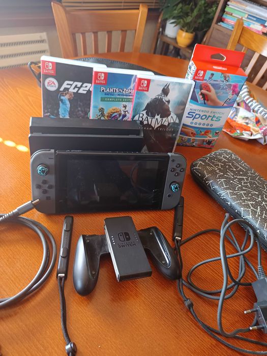 Продавам Nintendo switch V2