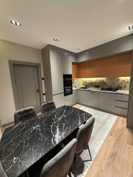 Сдаётся квартира в ЖК Gardens Residens 3/4/7 80м²