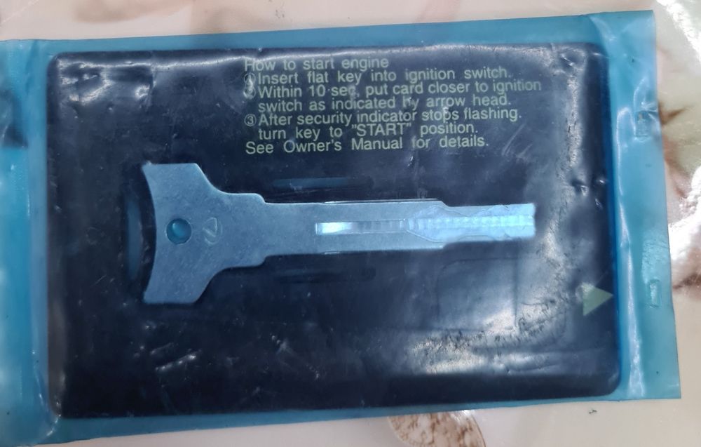 Ключ зажигания Lexus