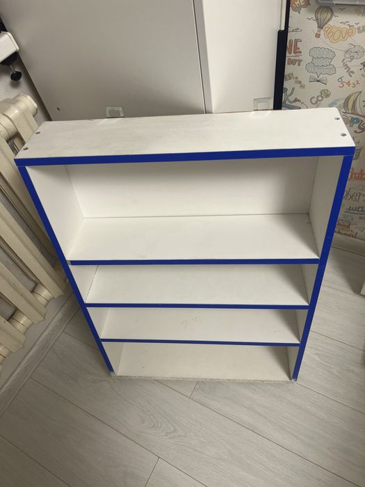 Полки навесные , настенные