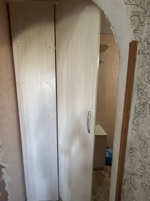 Продам б/у прихожку