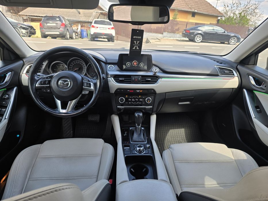 Vand mazda 6 de 2.2 diesel 4x4