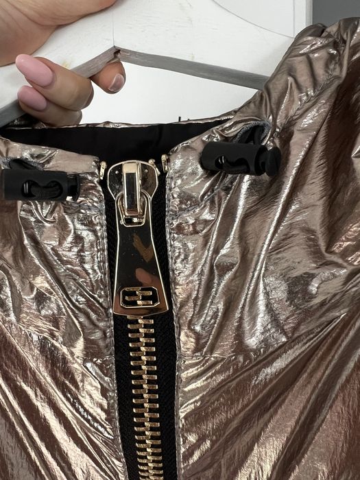 Costum CATO auriu metalizat