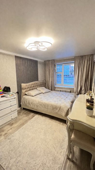 Продам 2 ком квартиру 56,5 м2