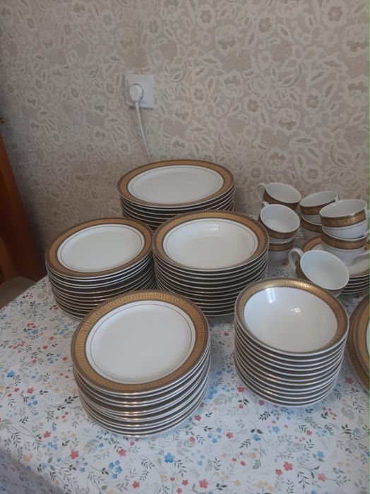 столовый сервис на 12 персон