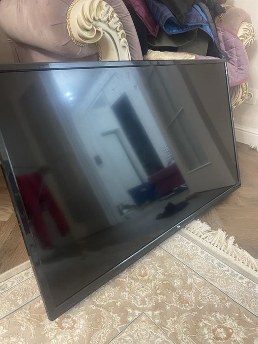 Телевизор брэнд CEIC