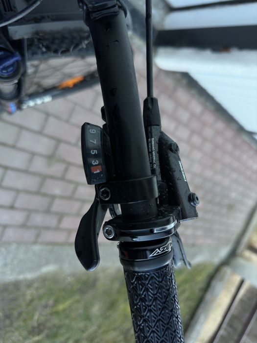 Schimb Mountain bike merida big nine 100 ,schimb cu iphone 16 pro max sau macbook