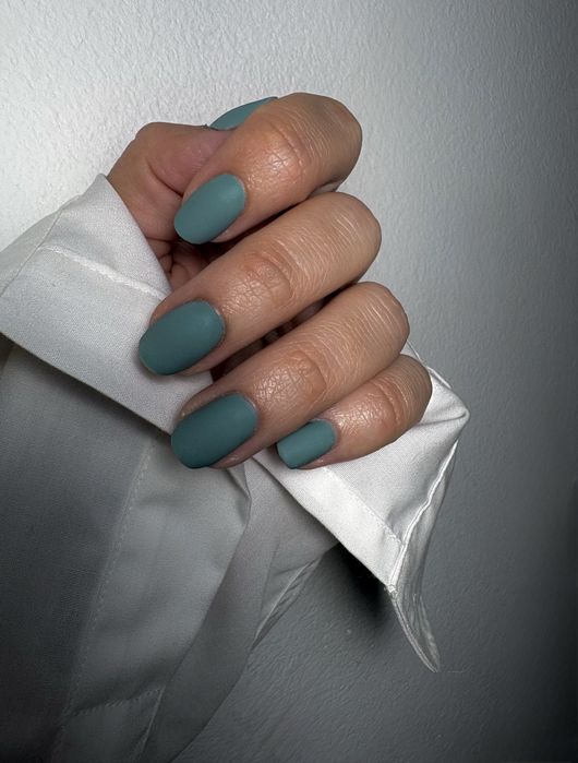 Manichiură profesională – Pitești Gavana