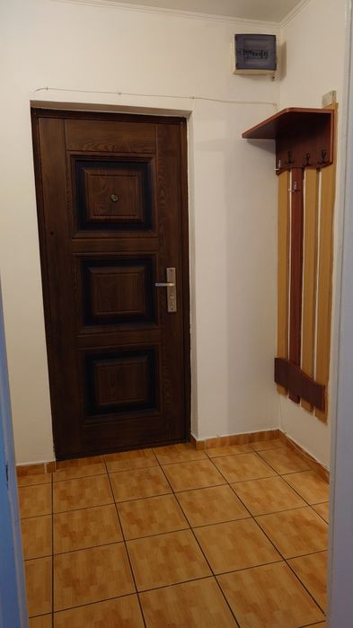 Ofer spre închiriere garsonieră cf.I sporit Burdujeni
