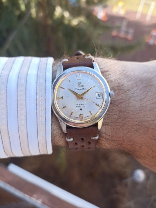 Ceas mecanic Titoni Airmaster