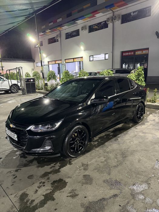 Chevrolet onix premier 2+