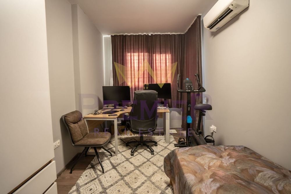 Къща в Бургас-Сарафово