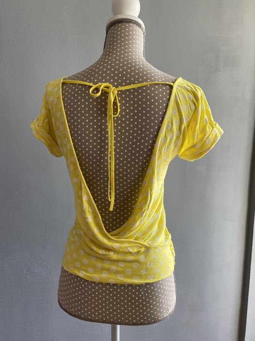 Bluza/tricou/top Zara galben cu buline albe, spatele gol, mărimea M