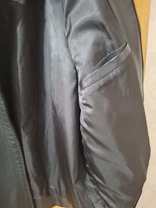 Продам новый кожаный костюм