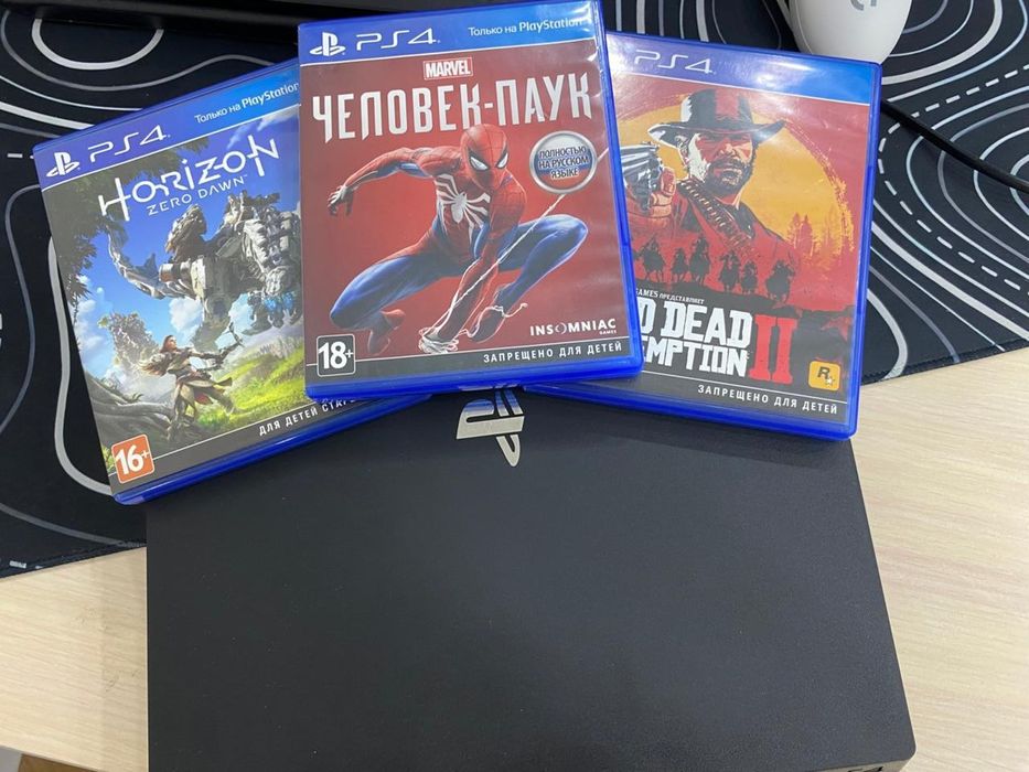Продам Sony Playstation 4 Pro