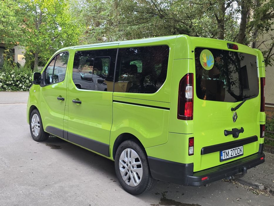 RENAULT Trafic 2016 — imagine 3