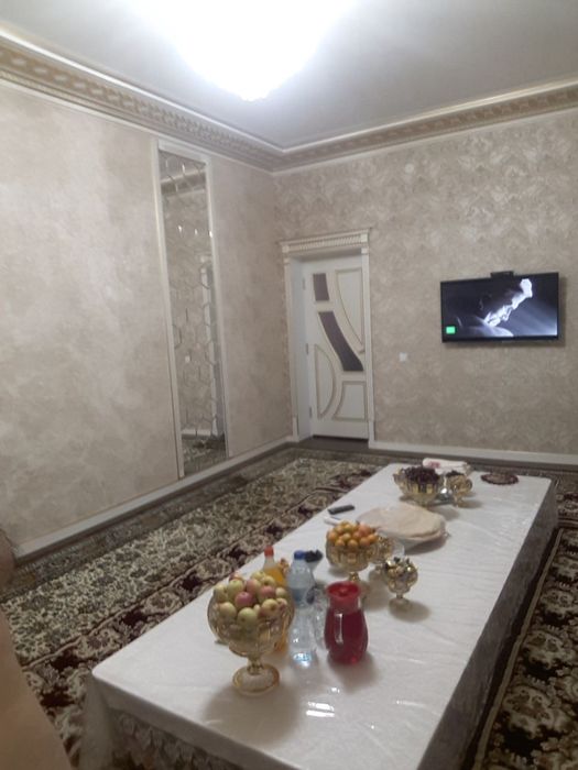 Урганч шахар П.Мохмуд 46/4  кв 28. 2-этаж 2 комната.