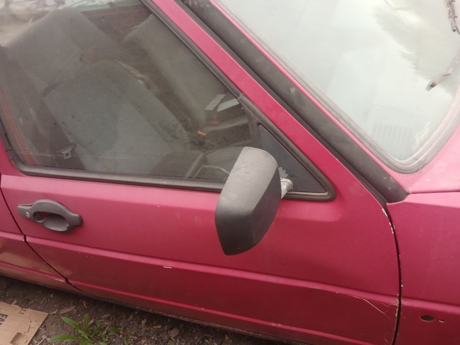 Джета на разбор есть двигатель есть некоторые запчасти