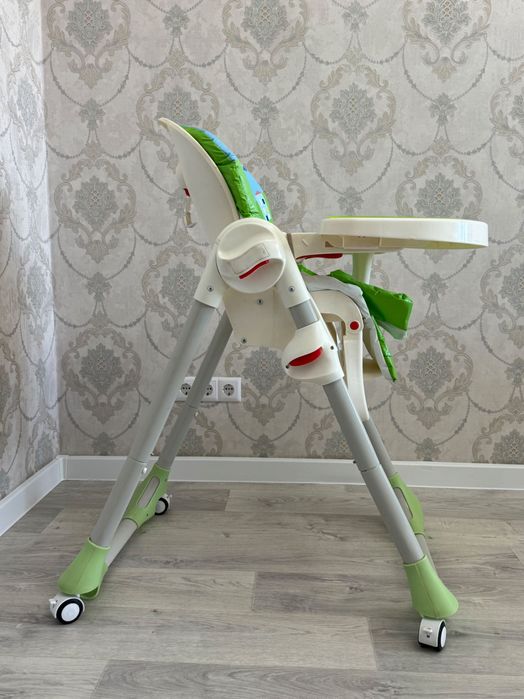 Продам стул для кормления