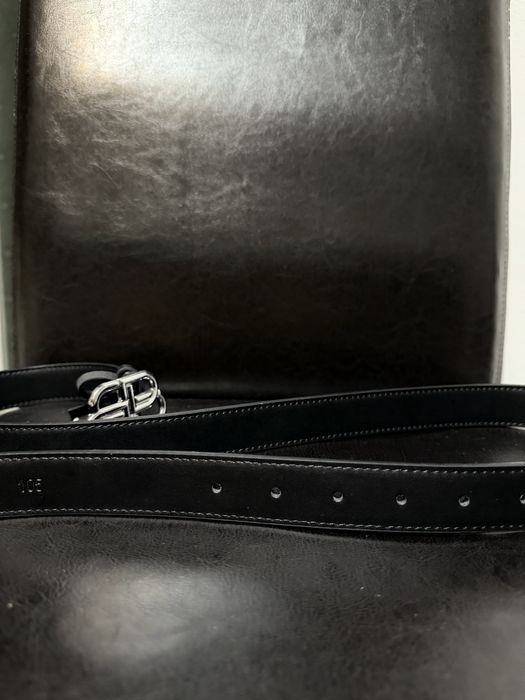 curea Balenciaga