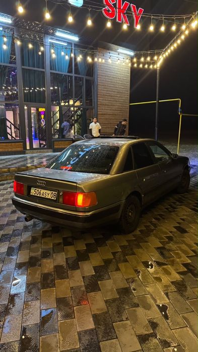 Ауди с4 продам хорошем состояние 91год