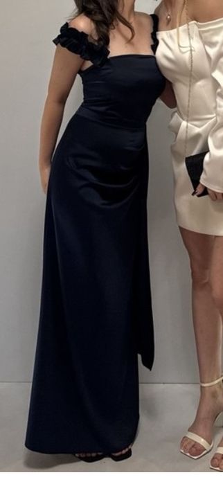 Платье вечернее