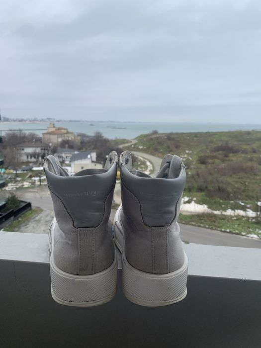 Alexander mcqueen deck grey