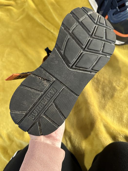 Adidasi Burberry Ronnie